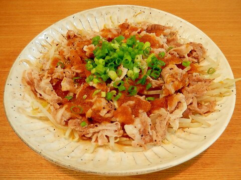 レンジで簡単！豚肉ともやしの蒸ししゃぶ☆